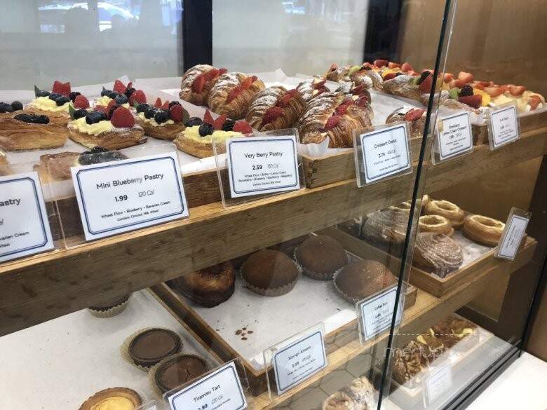 Paris Baguette - Centreville, VA